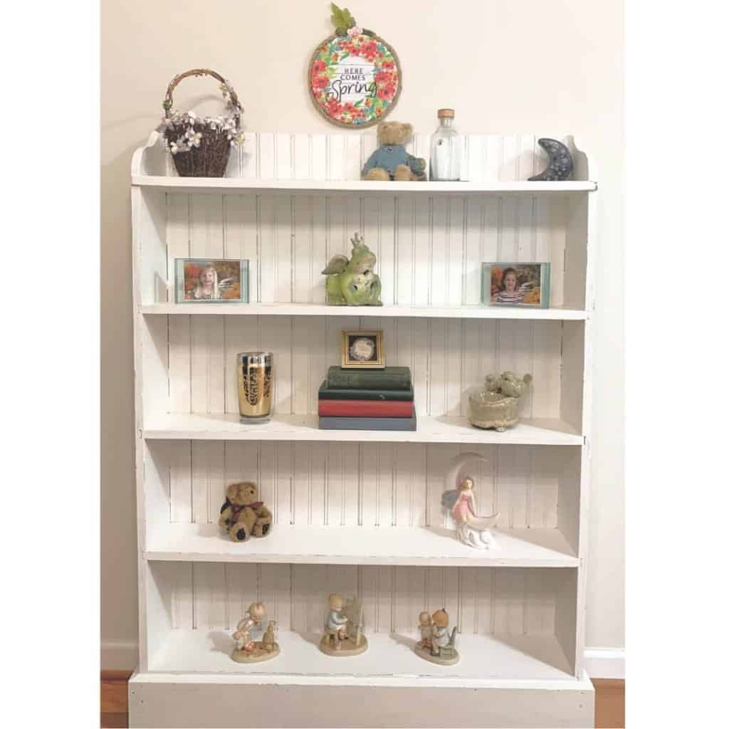 Antique Shelf Makeover