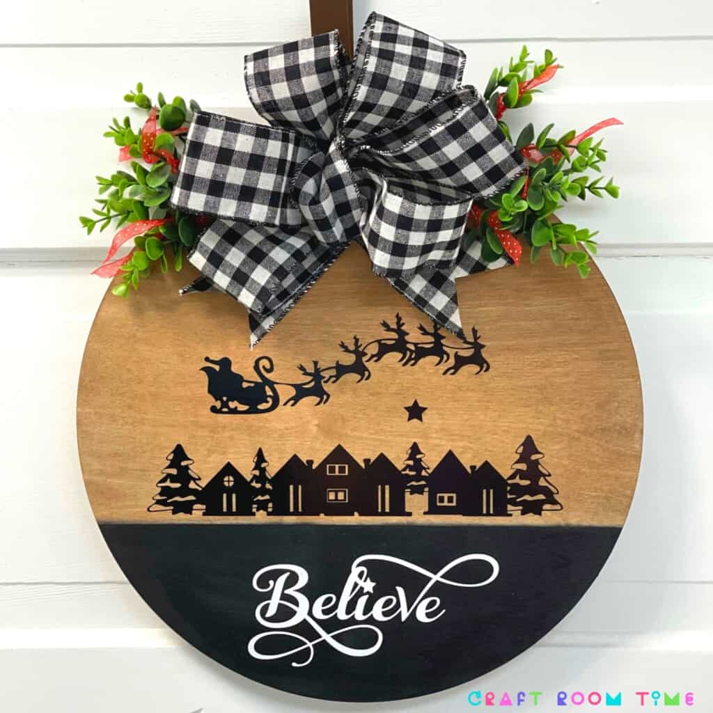 How to Make a Believe in Santa Round Wooden Sign